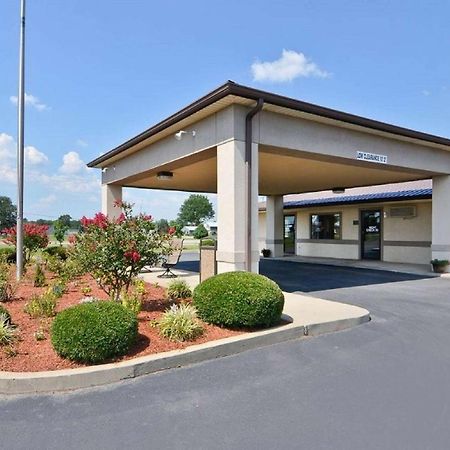Super 8 By Wyndham Mcgehee Otel Dış mekan fotoğraf
