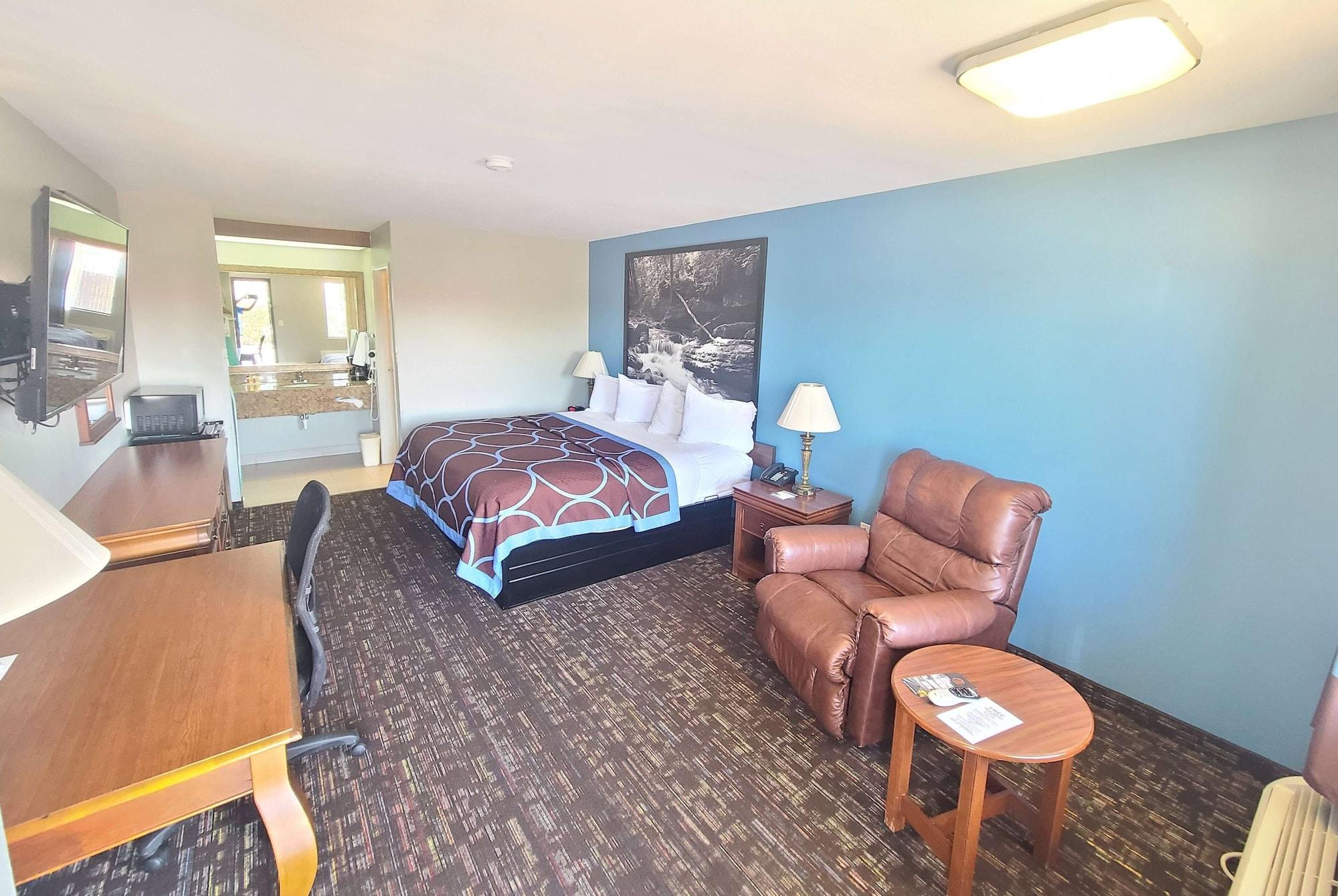 Super 8 By Wyndham Mcgehee Otel Dış mekan fotoğraf